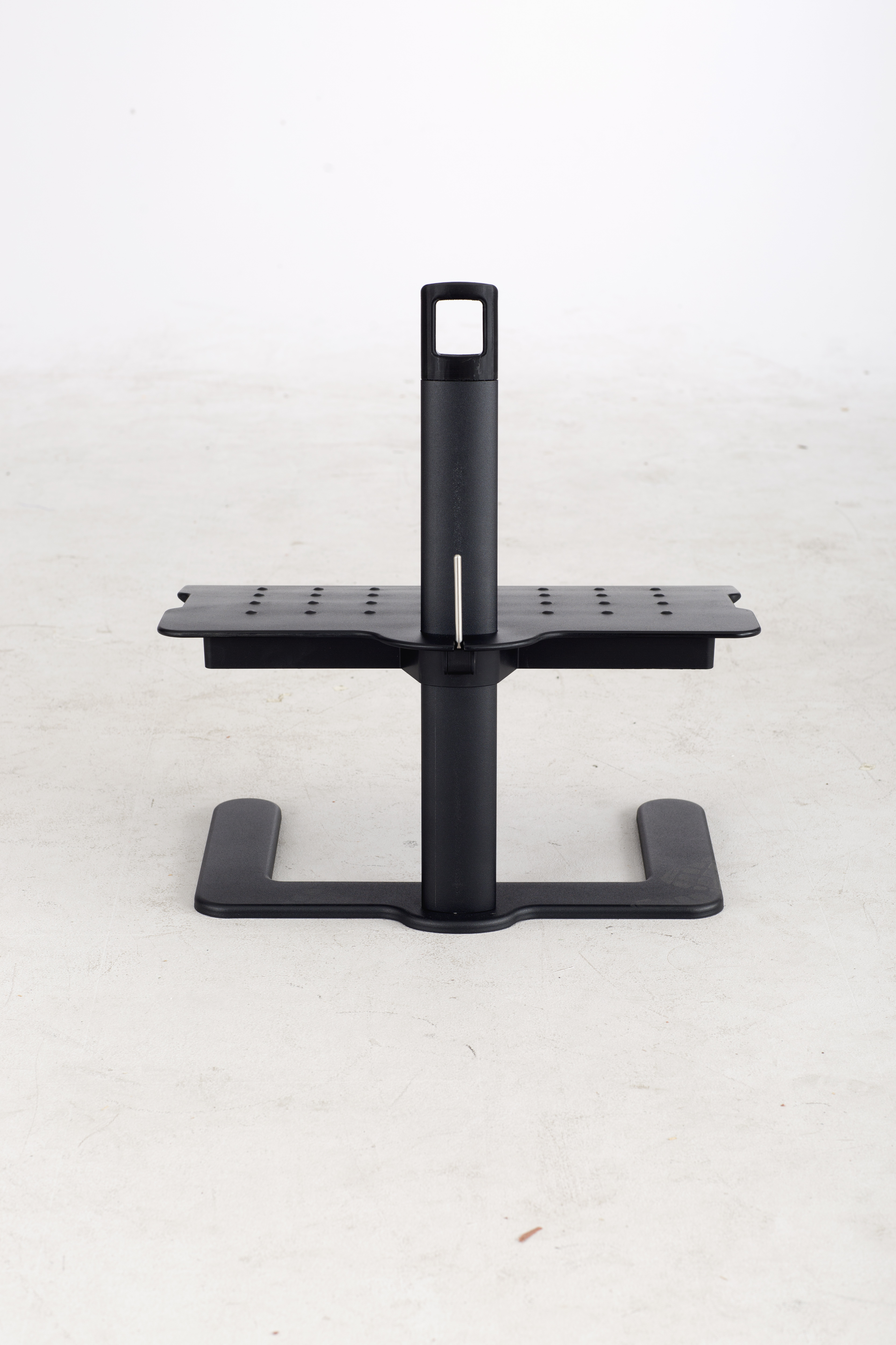 Shift Adjustable Footrest