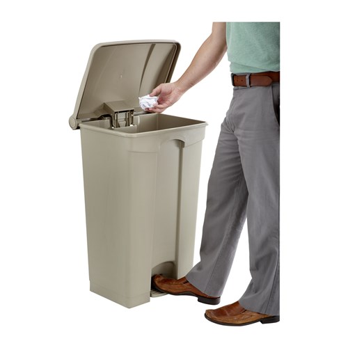 Safco 30-Gallons Steel Commercial Touchless Kitchen Trash Can with Lid  Indoor in the Trash Cans department at